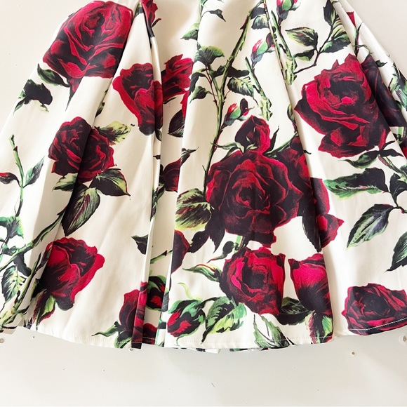 CHASING FIREFLIES Rose Print Dress - Picture 10 of 16